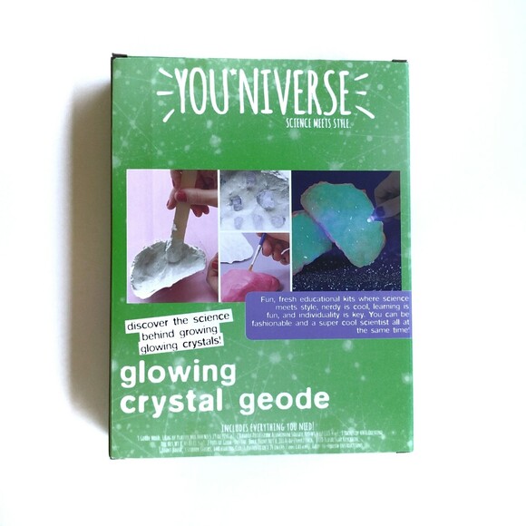 Grow Crystal Glowing Geode Kit - Picture 2 of 5